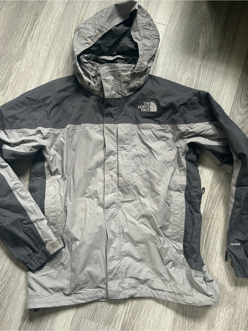 The North Face Men’s Vintage Hyvent Shell Coat